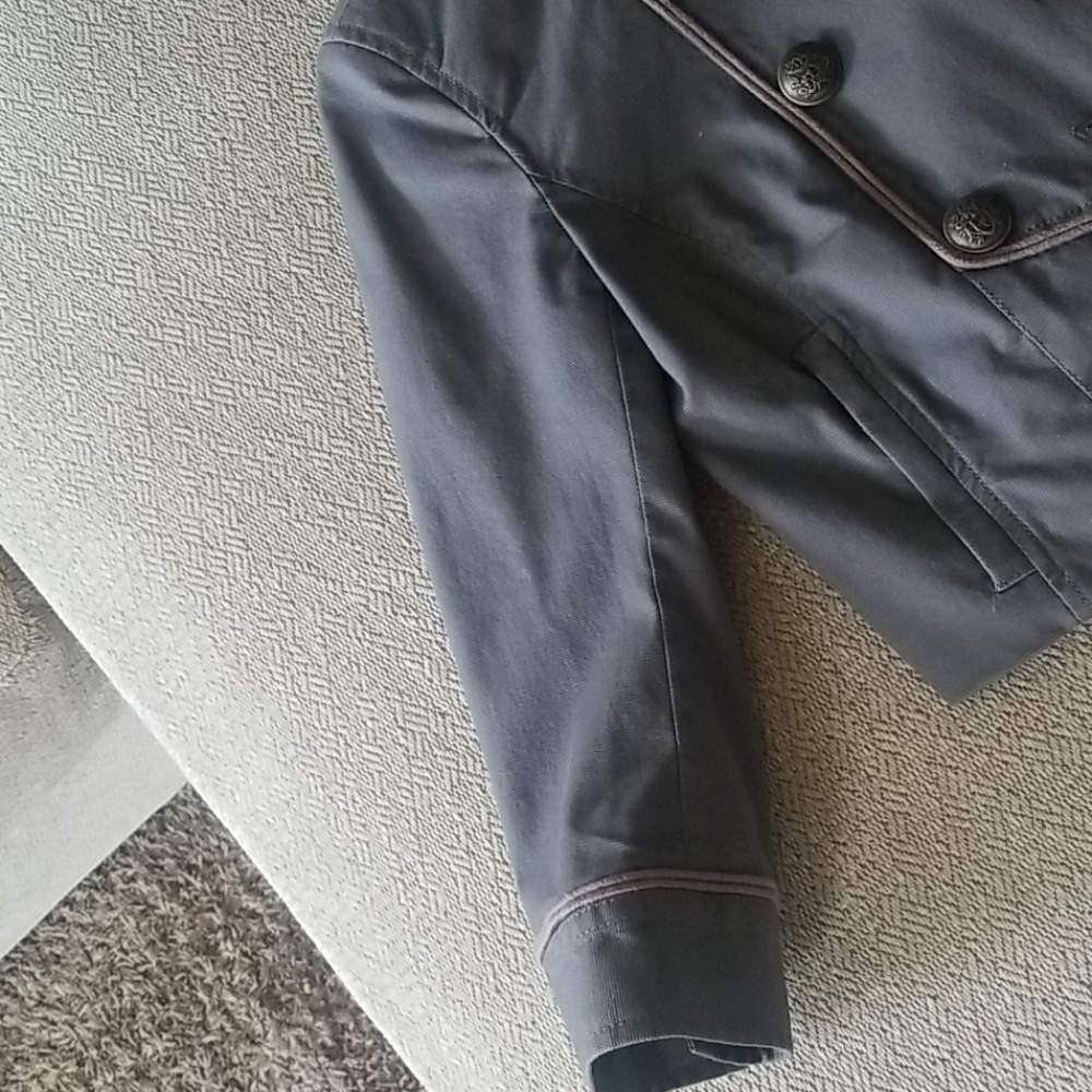 Jacket - Picture 3 of 4